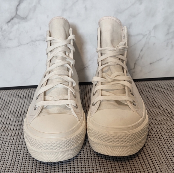 Converse Chuck Taylor All Star Hi Lift Floral Embroidery Women Sneaker Shoes 9 - Picture 3 of 9